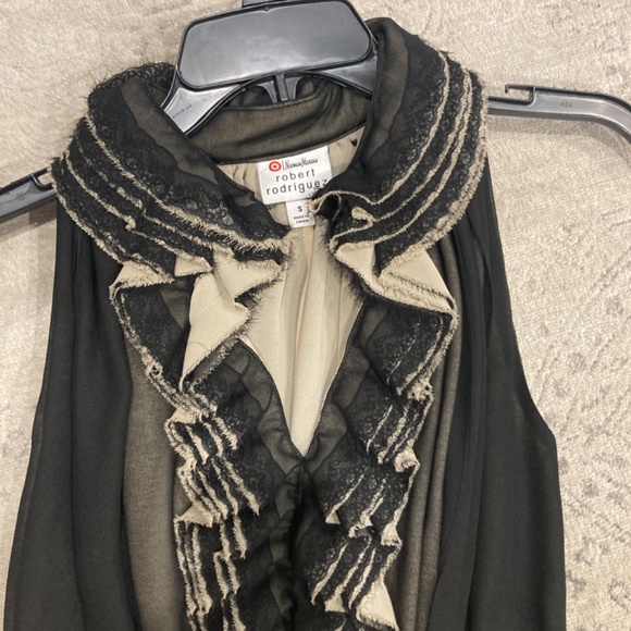 Robert Rodriguez (Small) nude/black ruffle top - Picture 3 of 3